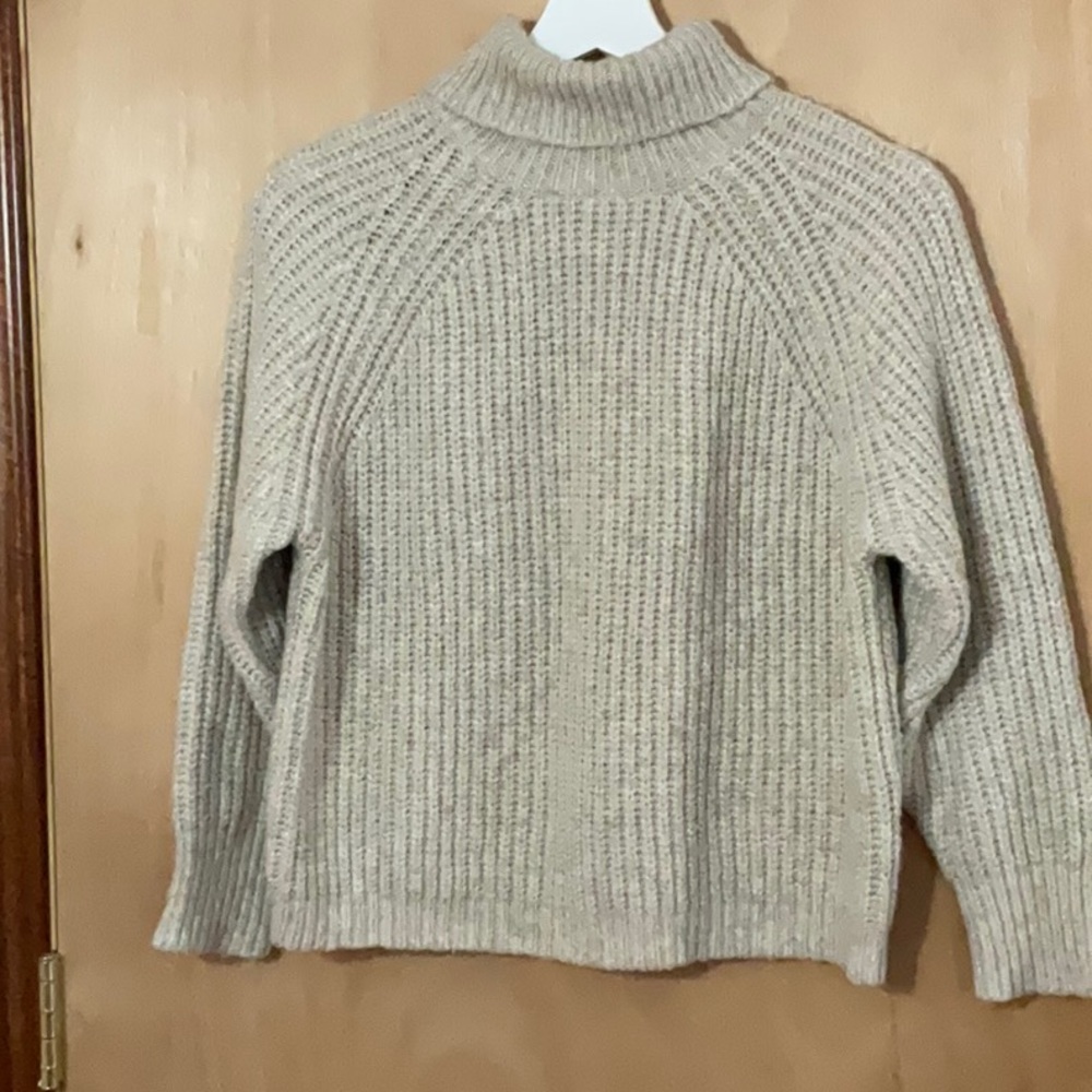 Pull&bear sweater